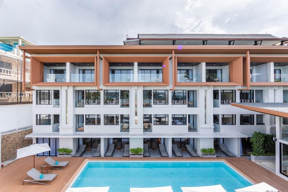 Liv Hotel Phuket Patong Beachfront Exteriér fotografie