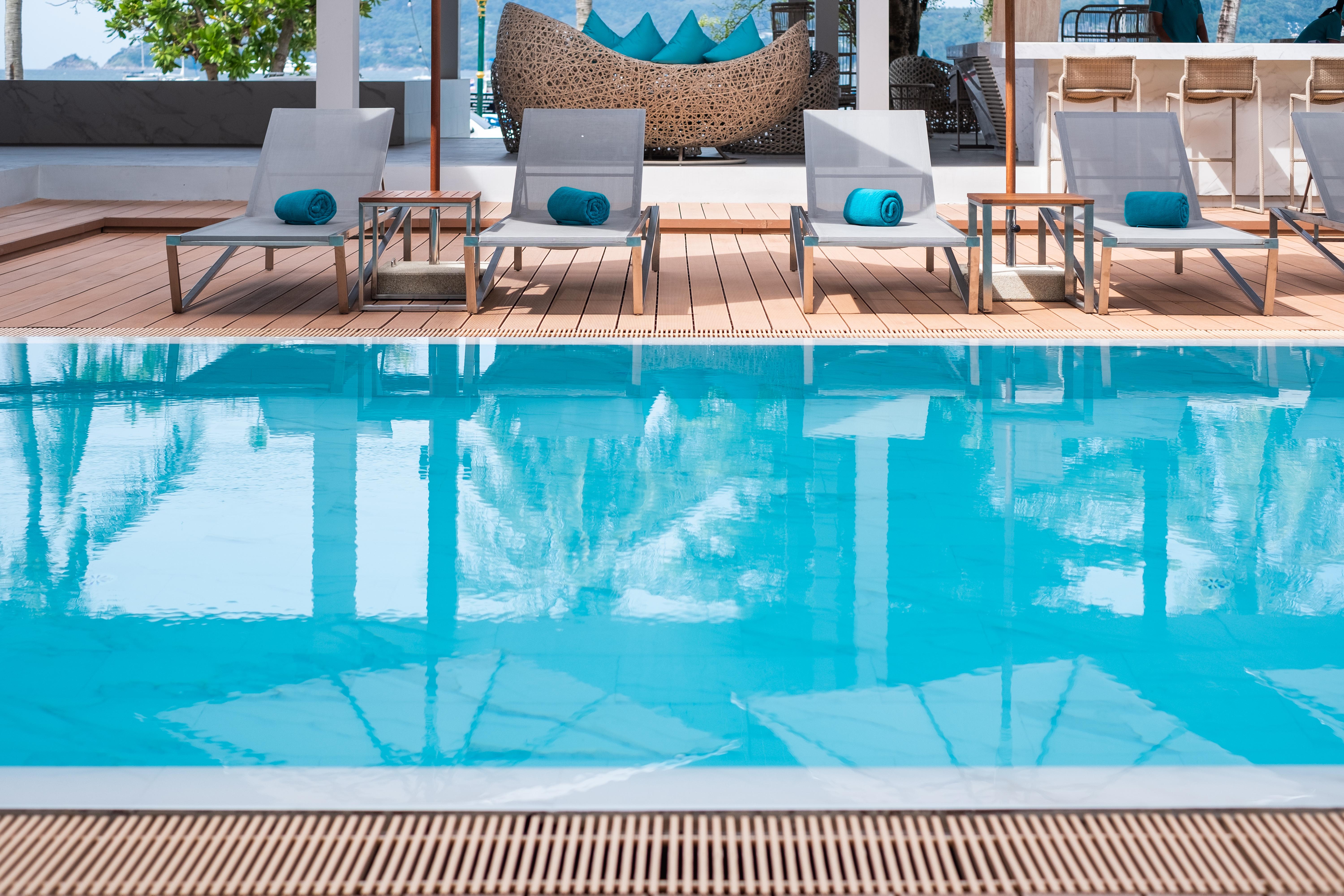 Liv Hotel Phuket Patong Beachfront Exteriér fotografie