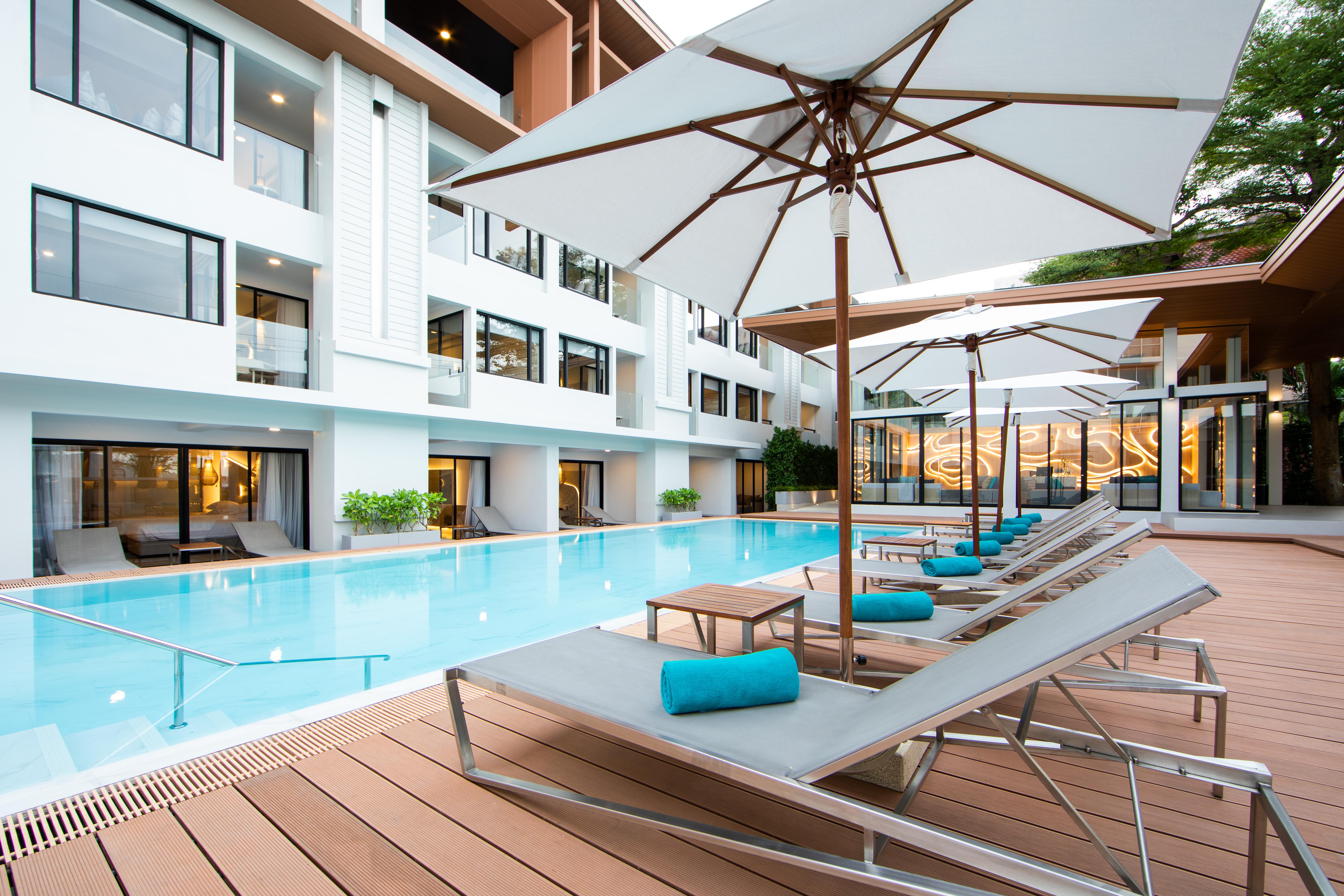 Liv Hotel Phuket Patong Beachfront Exteriér fotografie